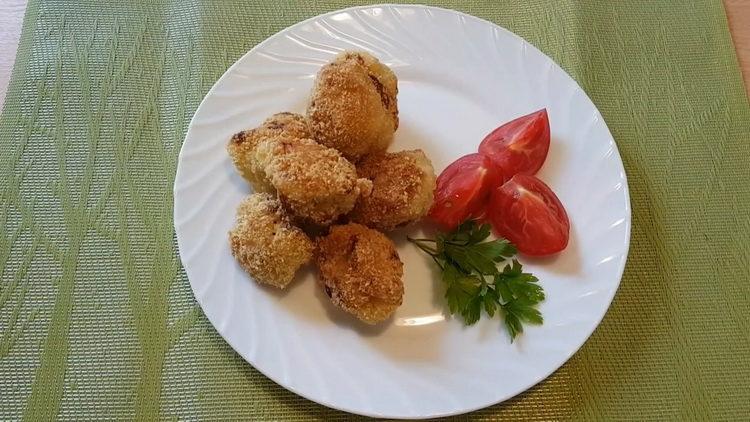 il cavolfiore cucina le ricette in una padella pronta