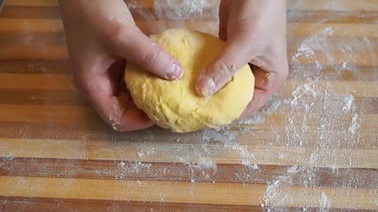 Prepara gli ingredienti per cucinare.