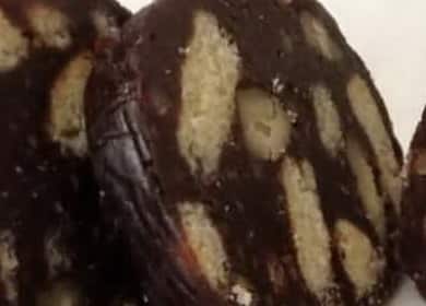 Salsiccia di biscotti al cioccolato - un delizioso dessert in 10 minuti 🍫