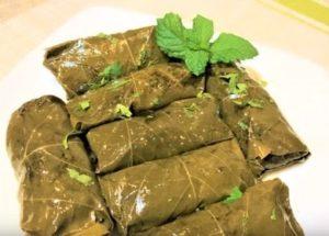 Delizioso dolma in foglie di vite: una ricetta classica con foto passo dopo passo.