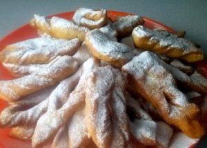 Prepariamo deliziosi sottobosco croccante su kefir secondo una ricetta passo-passo con una foto.