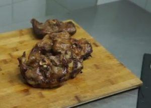 sella di agnello kebab incredibilmente succosa