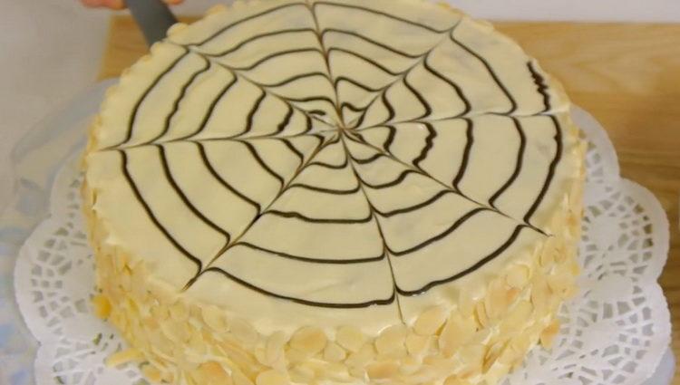 Famosa torta di Esterhazy con torte di mandorle e crema delicata