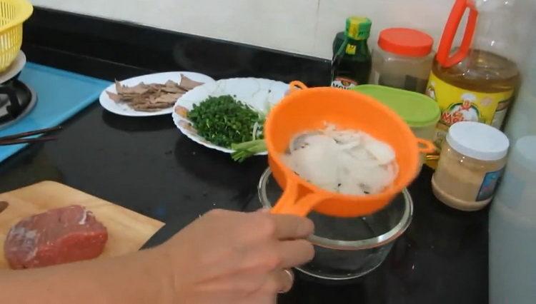 preparare le tagliatelle