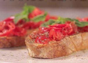 incredibile bruschetta con pomodori