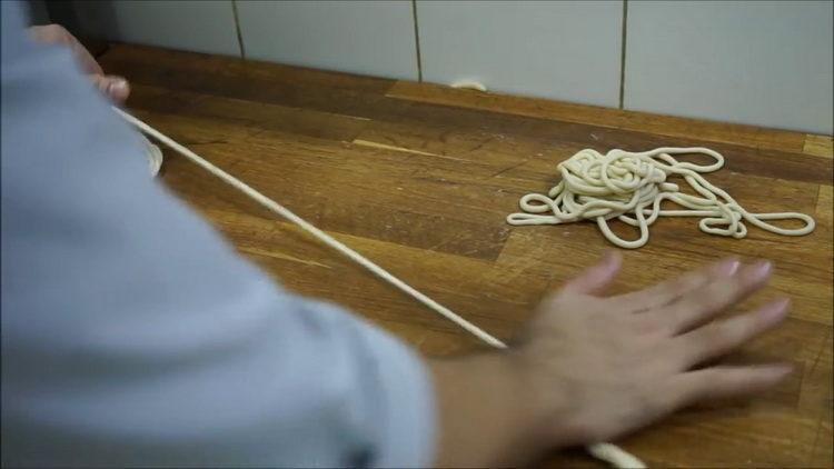 arrotolare le tagliatelle