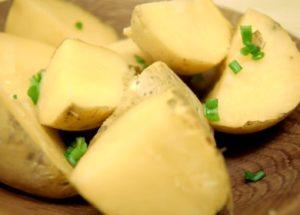 gustosa giacca di patate al microonde