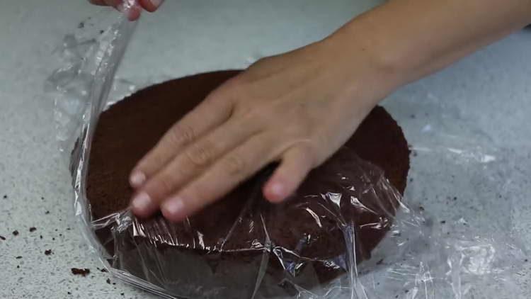 manda la torta in frigorifero