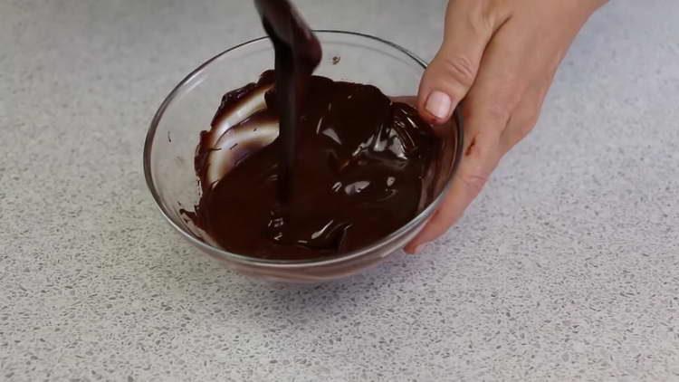 sciogliere il cioccolato