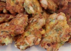 preparare deliziose polpette di pollo tritate