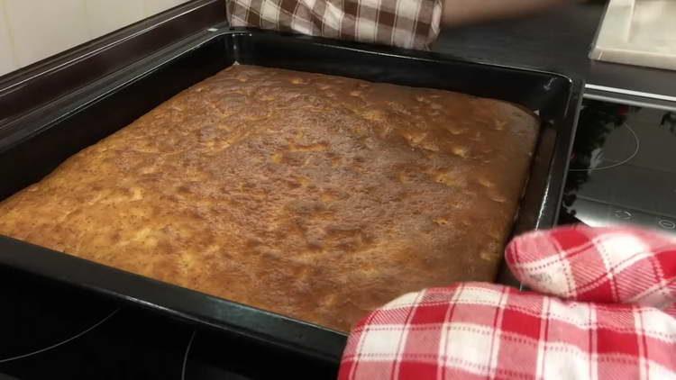 togli la torta dal forno